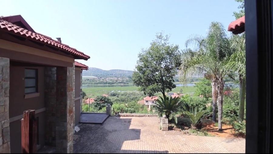 4 Bedroom Property for Sale in Ifafi North West